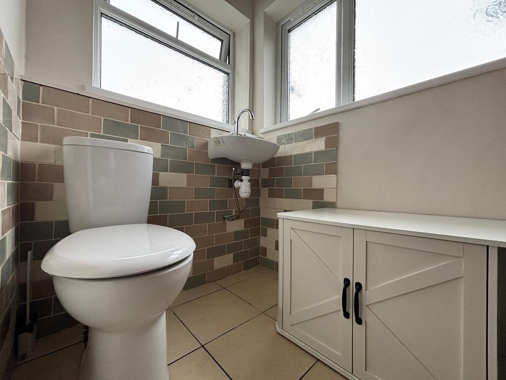 WC/Cloakroom