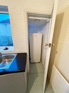 3 bedroom terraced house for sale, Boston Road, Bristol BS7
