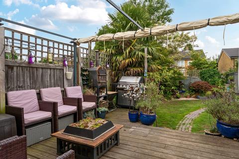 4 bedroom semi-detached house for sale, Rookesley Road, Orpington BR5