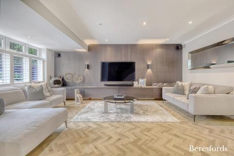 Kilworth Avenue, Shenfield, CM15