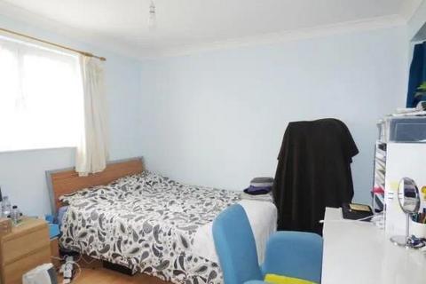 undefined, Marine Drive, Barking IG11