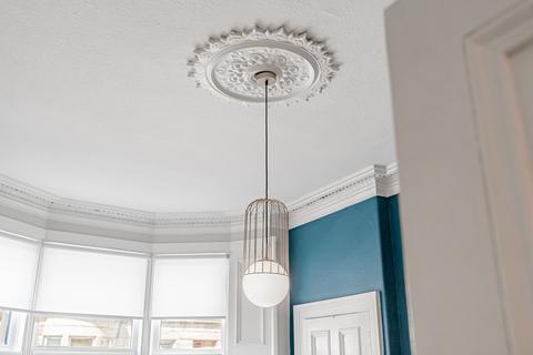 1 bedroom flat for sale, White Street, Flat 1/2, Partick, Glasgow, G11 5DD