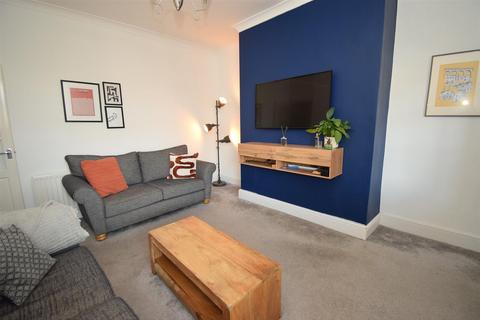 3 bedroom flat for sale, St Marys Avenue, South Shields