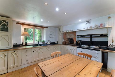 undefined, The Manor House, Castle Bytham