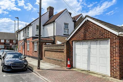 3 bedroom end of terrace house for sale, Copnor Road, Portsmouth
