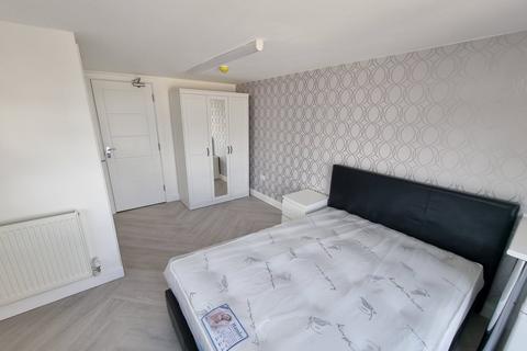 undefined, Ashburnham Road, Luton, Bedfordshire