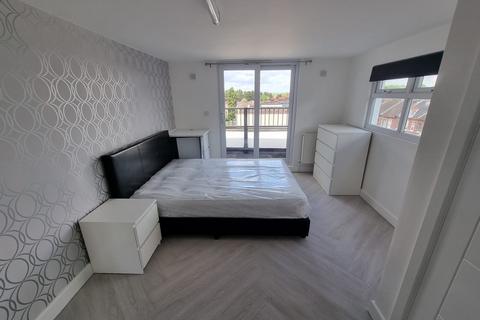 undefined, Ashburnham Road, Luton, Bedfordshire