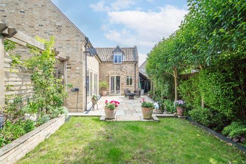 undefined, Hall Street, Ely CB7