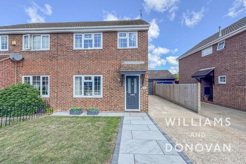 41 Buckingham Road, Hockley, SS5 4UX