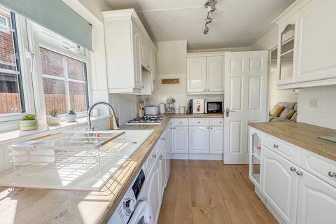 41 Buckingham Road, Hockley, SS5 4UX