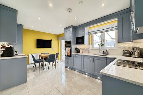 3 bedroom detached house for sale, Llys Tirnant, Tycroes, Ammanford, Carmarthenshire, SA18
