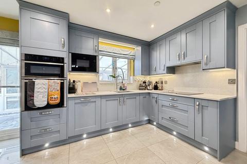 3 bedroom detached house for sale, Llys Tirnant, Tycroes, Ammanford, Carmarthenshire, SA18
