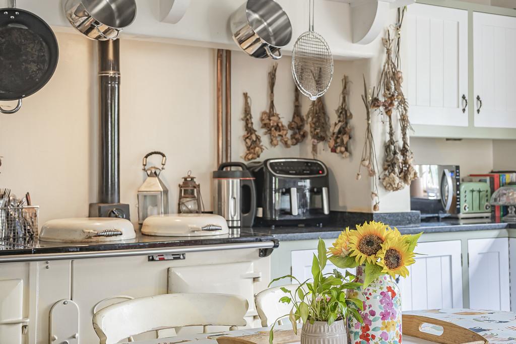 Kitchen (2)