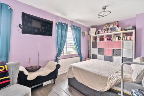 99 Wigmore Road, Carshalton, SM5 1RG