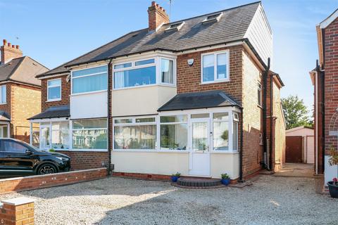 4 bedroom semi-detached house for sale, Skelcher Road, Solihull B90