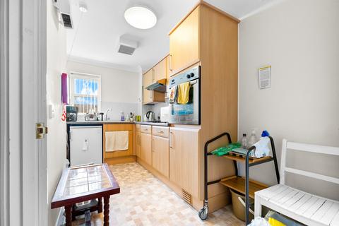 2 bedroom apartment for sale, Birch Court, Latteys Close, Birchgrove