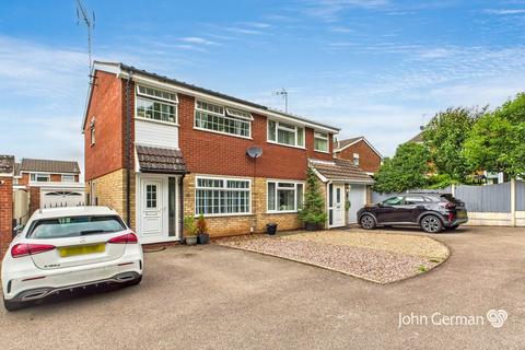 3 bedroom semi-detached house for sale, Sharnbrook Grove, Stafford