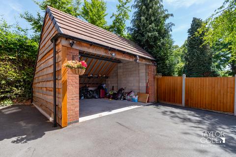 4 bedroom detached house for sale, Comberford Road, Tamworth