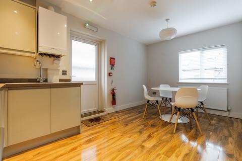 undefined, Bridge Street Row East, Chester CH1