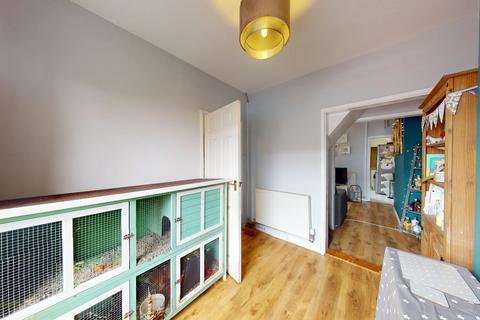 58 Alstone Croft, Cheltenham, GL51 8HA