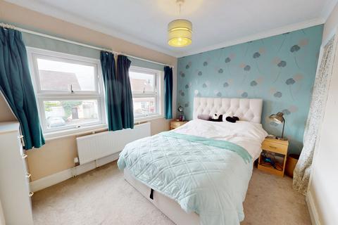 58 Alstone Croft, Cheltenham, GL51 8HA