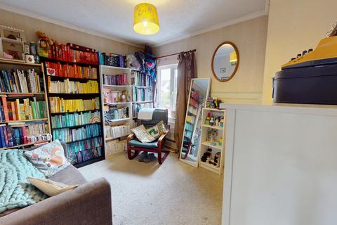 58 Alstone Croft, Cheltenham, GL51 8HA