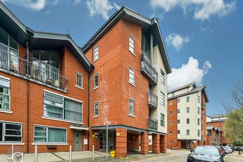 Rotary Way, Colchester