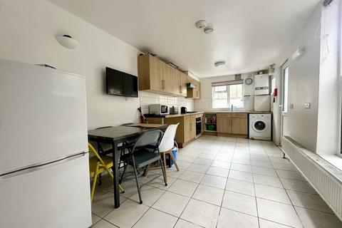 5 bedroom house to rent, Medlar Street, Camberwell, SE5
