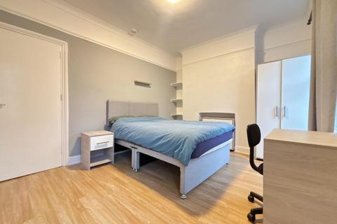 undefined, Medlar Street, Camberwell, SE5