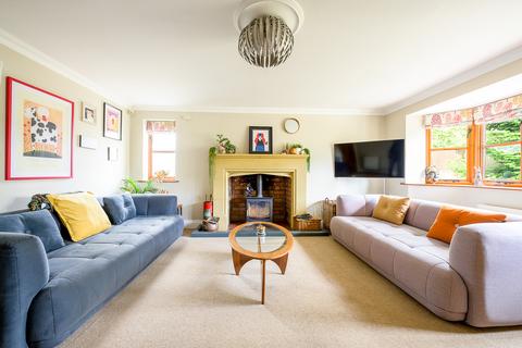 5 bedroom detached house for sale, Yew Tree Close, Whitchurch