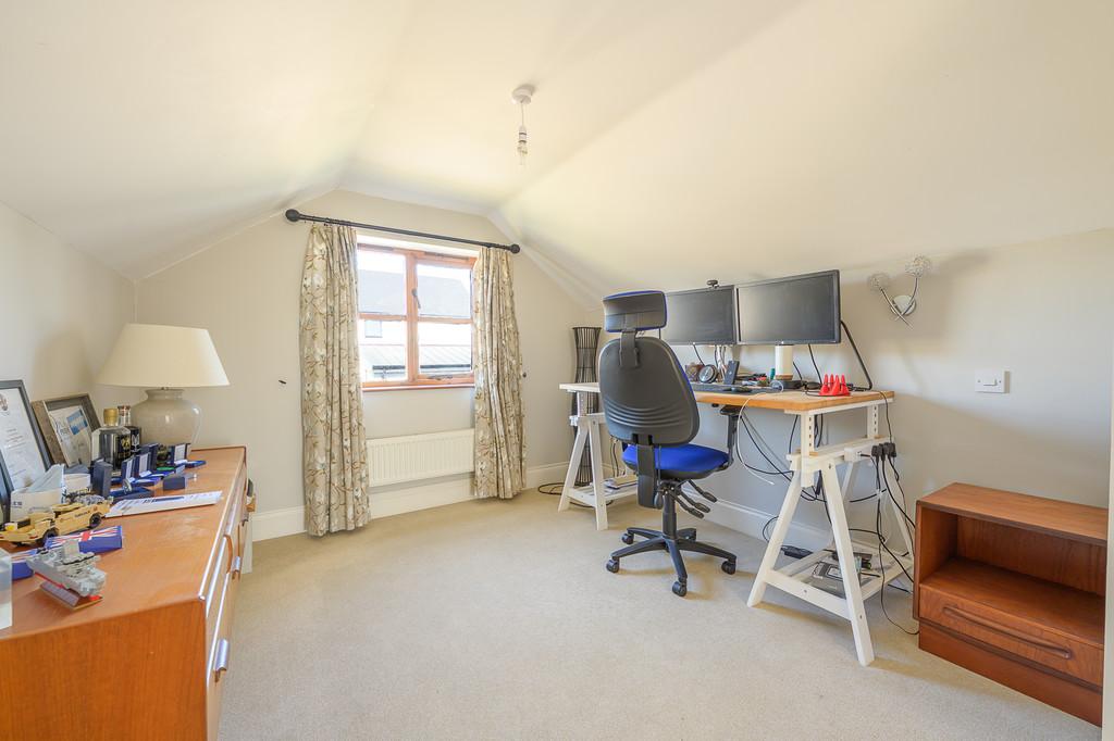 Yew Tree Close-1