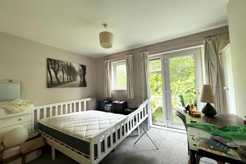 3 bedroom apartment to rent, Powhay Mills, Tudor Street