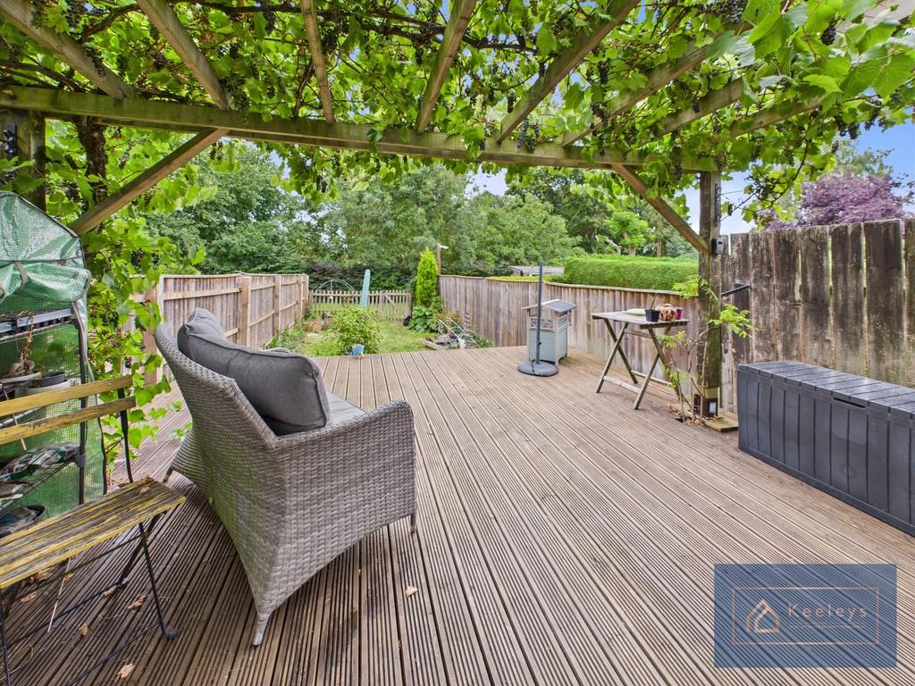 Rear decking/pergola