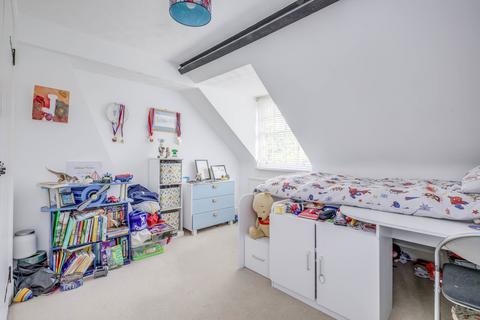 4 Finch Lane, Amersham, HP7 9NE