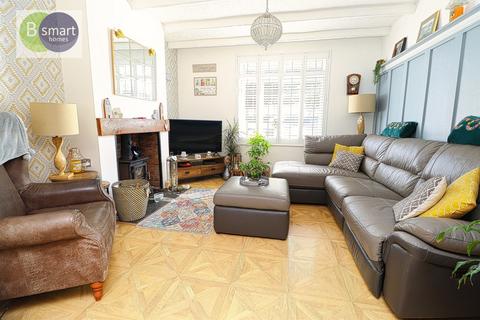 3 bedroom terraced house for sale, Barnsley Road, Rotherham S63