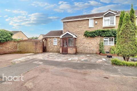 undefined, Brentford Close, Hayes
