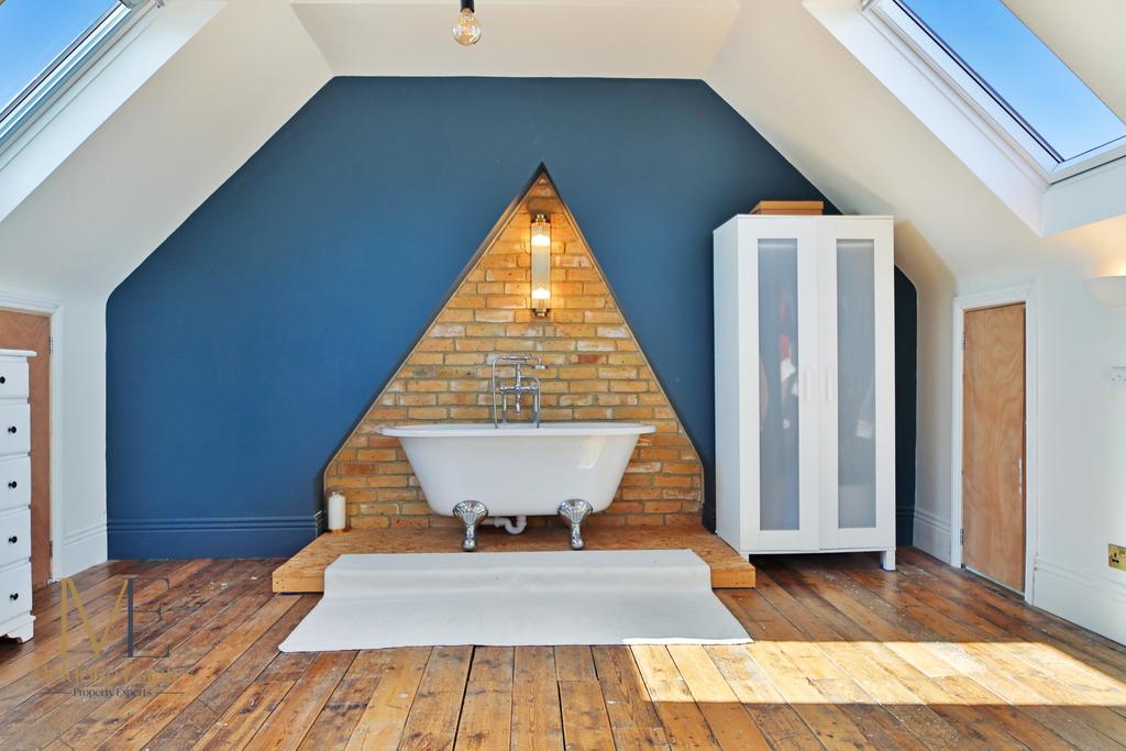 Feature Bath