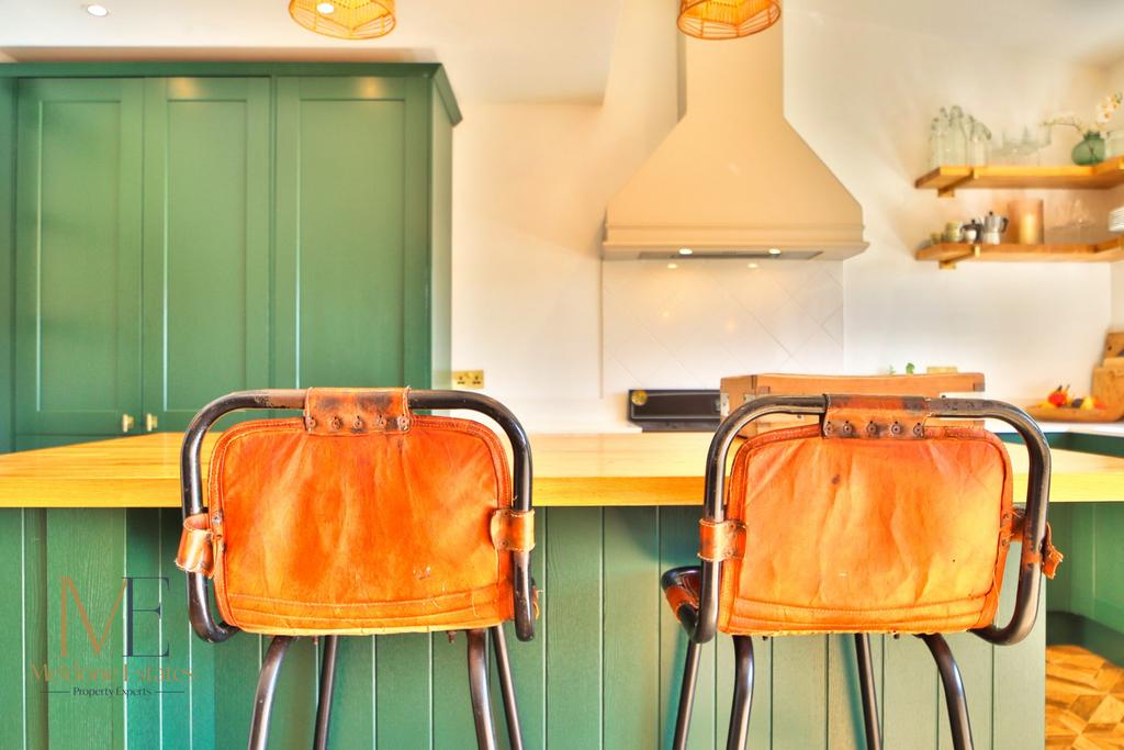 Breakfast Bar