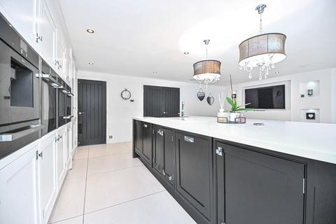undefined, Woodstock Drive, Worsley, Manchester, M28 2NP