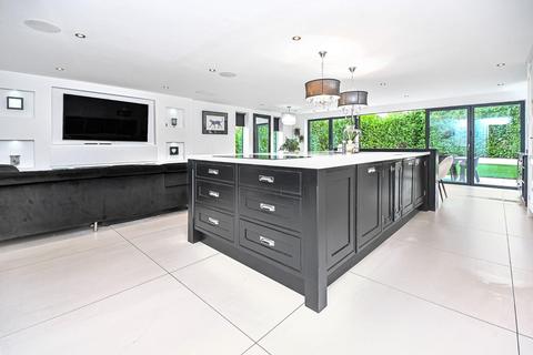 undefined, Woodstock Drive, Worsley, Manchester, M28 2NP