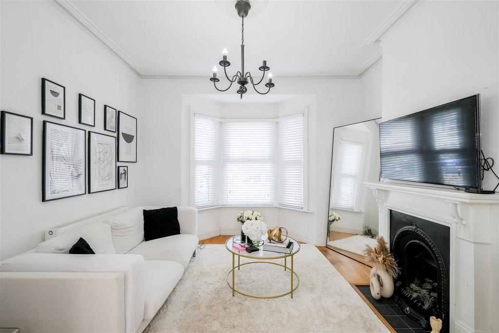 48 Stanley Road-1.jpg