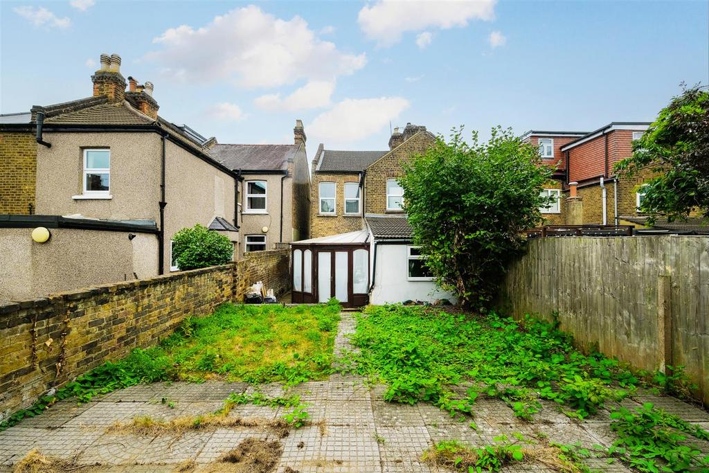 48 Stanley Road e18-6.jpg
