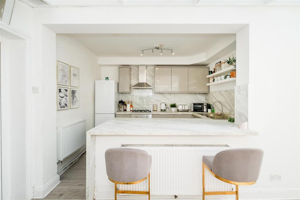 48 Stanley Road-8.jpg