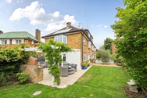 undefined, Poplars Close, Ruislip, Middlesex