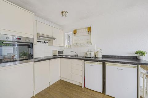 Flat 7, 72 Parkhill Road, Bexley, DA5 1HY