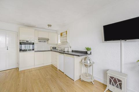 Flat 7, 72 Parkhill Road, Bexley, DA5 1HY
