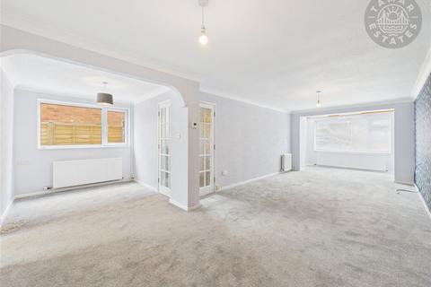 3 bedroom detached house for sale, 'A Distinguished Red Brick Residence in the Desirable Hookhills Area'