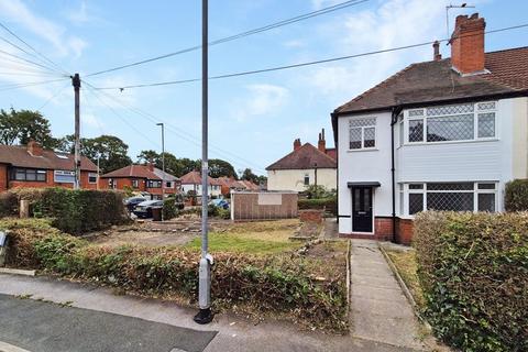 St Anns Green, Leeds 4