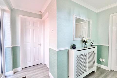 10 Anderby Drive, Grimsby, DN37 9EU