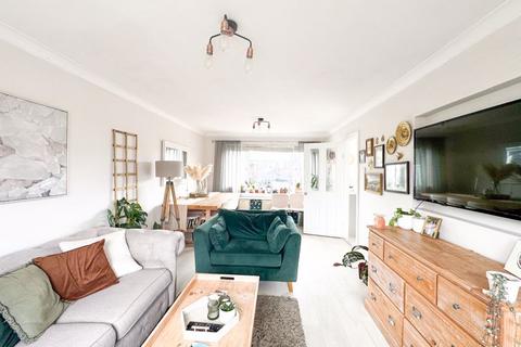 7 Melrose Way, Grimsby, DN37 9HZ